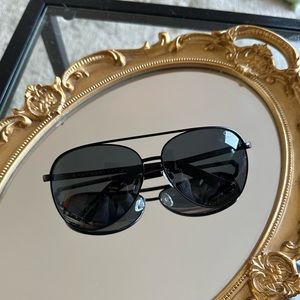Quay Oversized Black Aviators